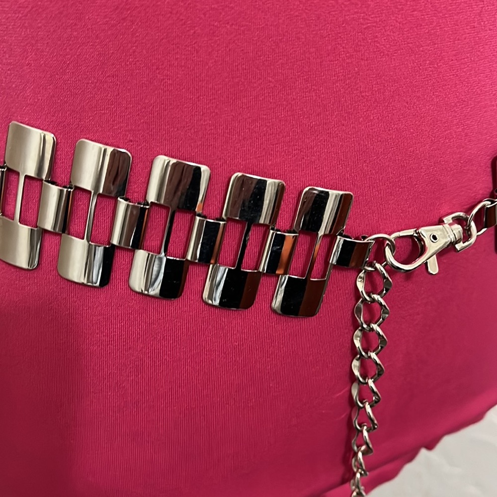 NWOT Women’s Metal Silver Tone Belt - Picture 7 of 10